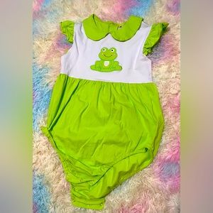 Lil kink boutique frog onesie small abdl ddlg
